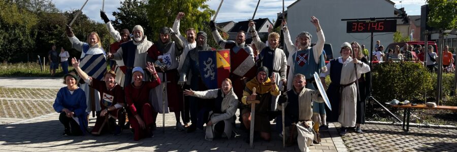 Der Ampfinger Schweppermannlauf 2024 integriert den Gewandetenlauf in die Hauptläufe. Foto: TSV Ampfing