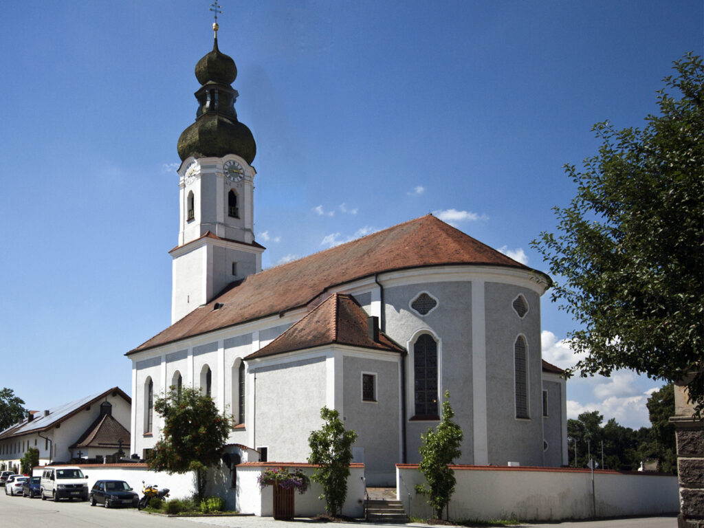 Mettenheims Pfarrkirche St. Michael. Foto: Erwin Maier